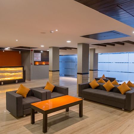 أحمد أباد The Silver Leaf Hotel المظهر الخارجي الصورة